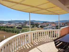 Отель Apartment Villa Saba-2  Трогир